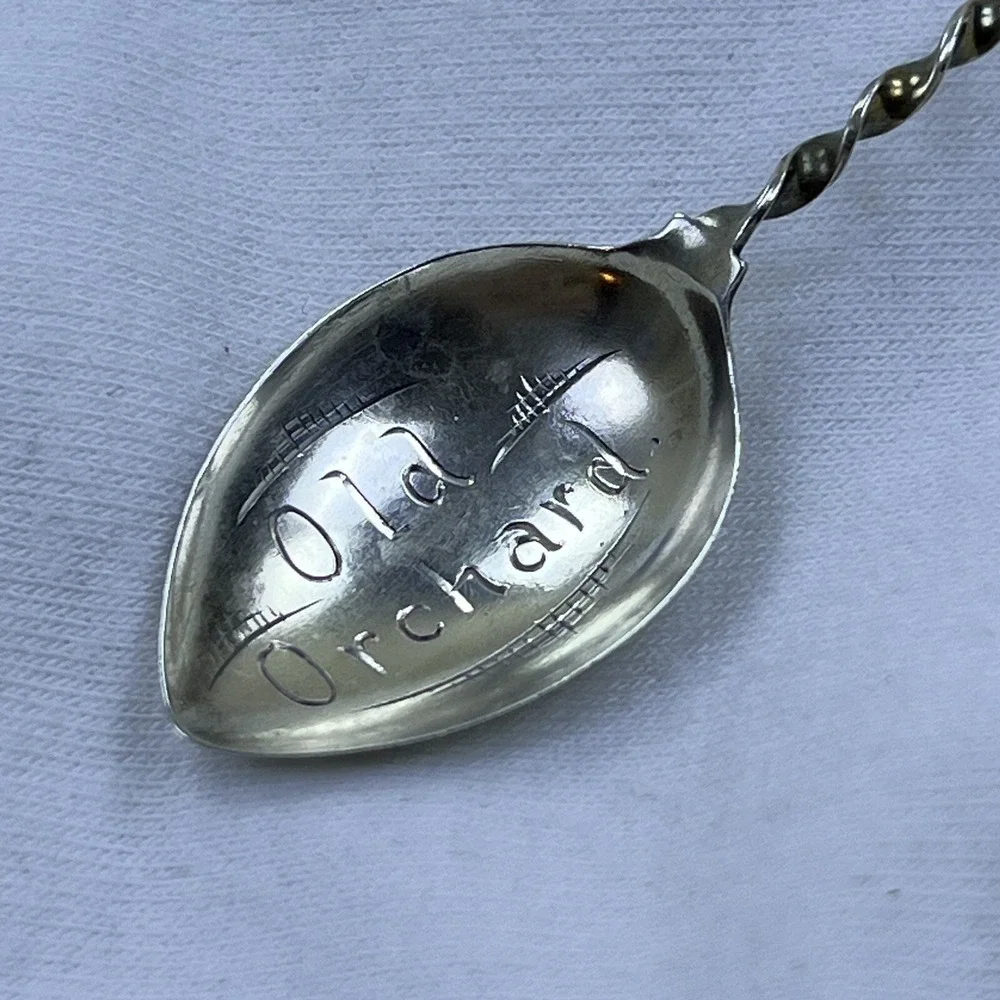 Old Orchard Maine Sterling Souvenir Spoon Enamel Barley‎ Twist 3 1/2